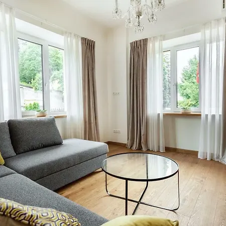 Apartment Bright And Cosy 1bdr Centre Kaunas