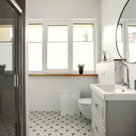 Butas Bright And Cosy 1bdr Centre