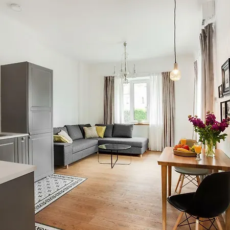 Butas Bright And Cosy 1bdr Centre