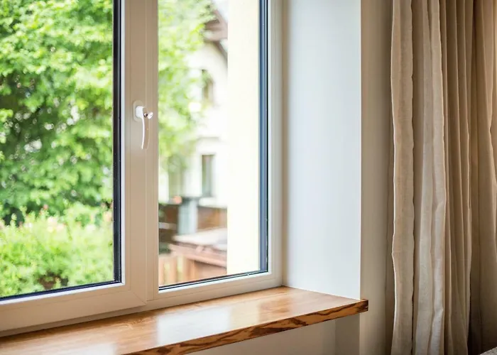 Bright And Cosy 1bdr Centre